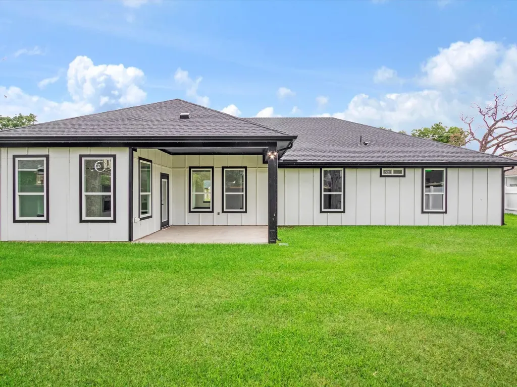 18508 Hickory Circle Kemp TX 75143
