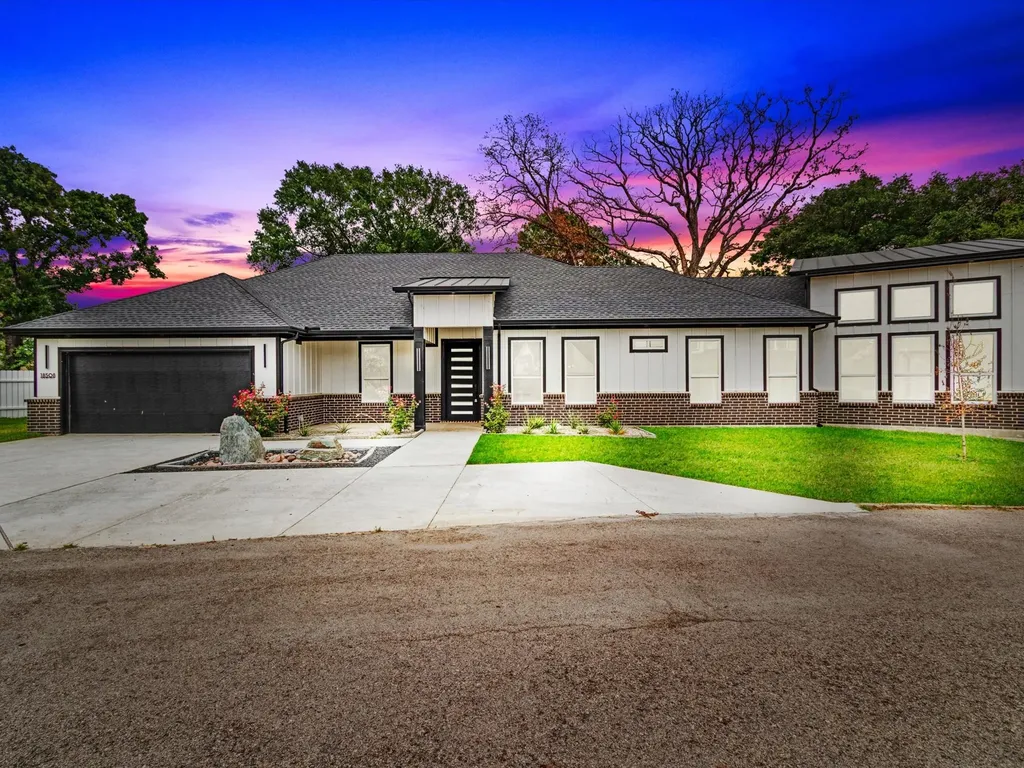 18508 Hickory Circle Kemp TX 75143