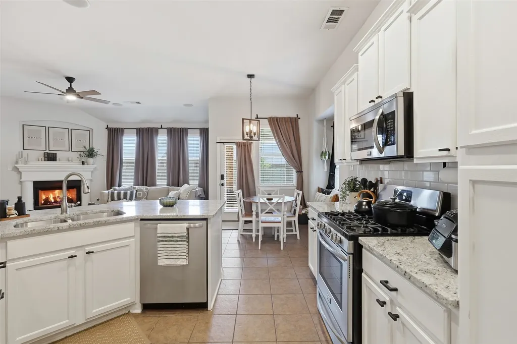 4848 Aidan Court Fort Worth TX 76244