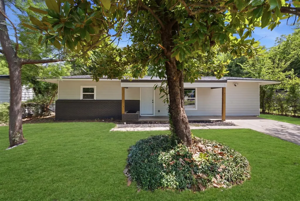 4704 Forbes Street Fort Worth TX 76105