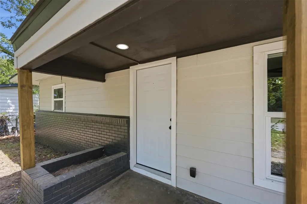 4704 Forbes Street Fort Worth TX 76105