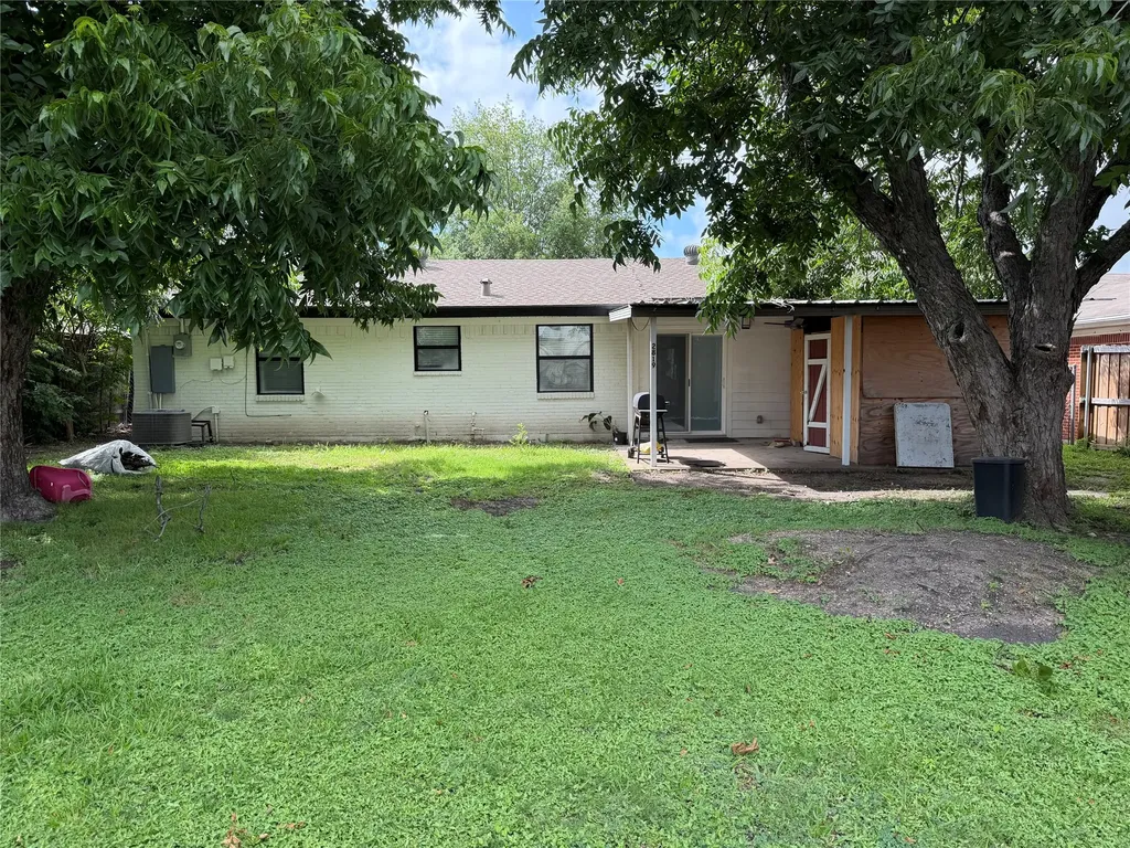 2819 Anchor Drive Mesquite TX 75150