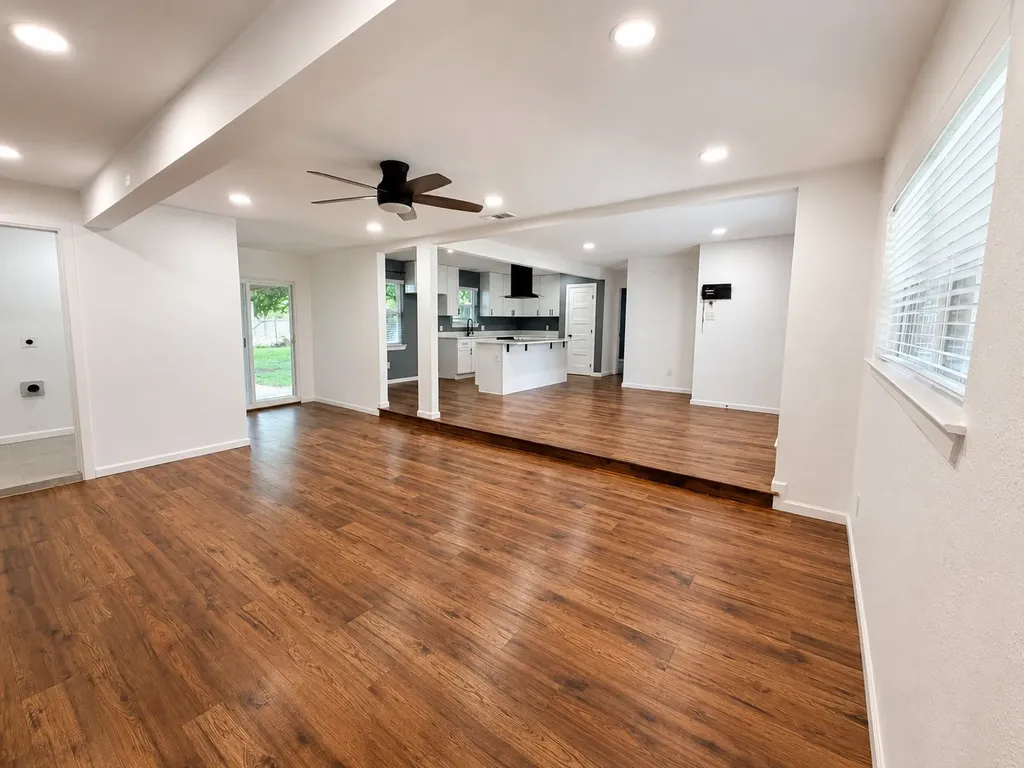 2819 Anchor Drive Mesquite TX 75150