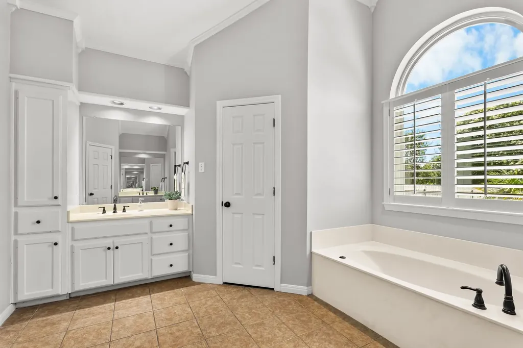 1104 Western Ridge Drive Waco TX 76712
