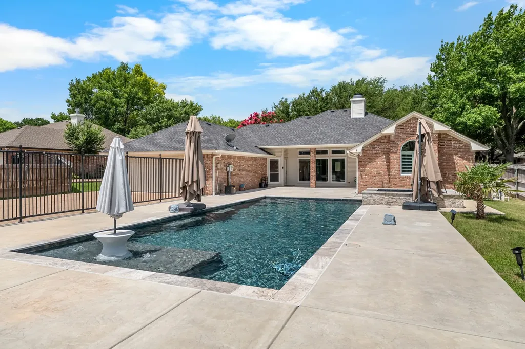 1104 Western Ridge Drive Waco TX 76712