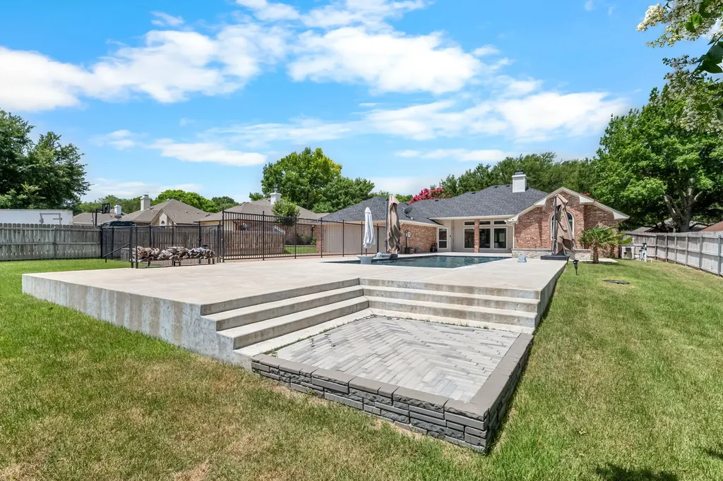 1104 Western Ridge Drive Waco TX 76712