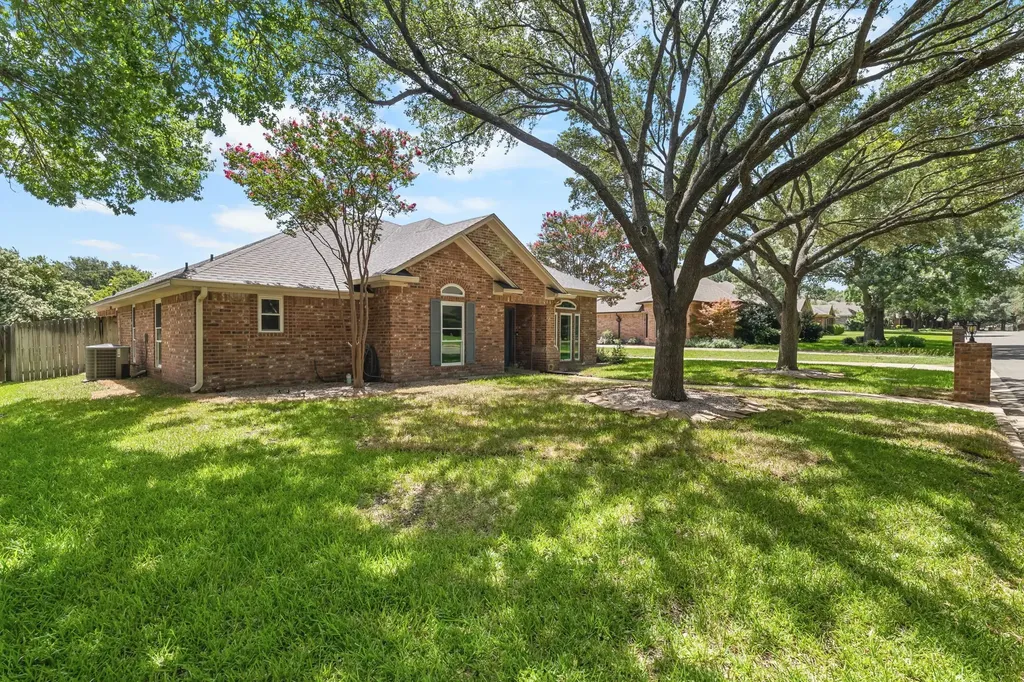 1104 Western Ridge Drive Waco TX 76712