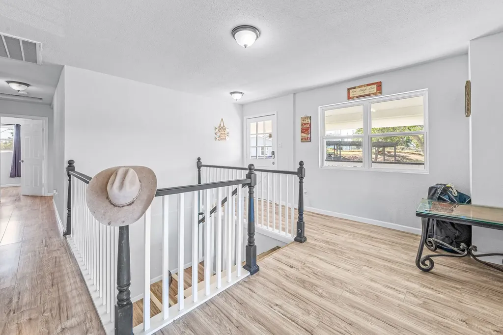 2520 Long Creek Granbury TX 76049
