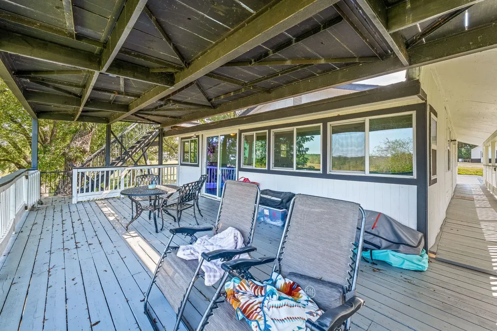 2520 Long Creek Granbury TX 76049