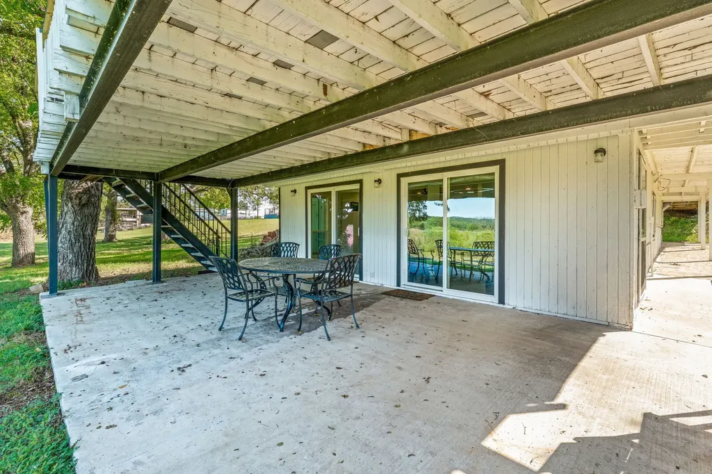 2520 Long Creek Granbury TX 76049