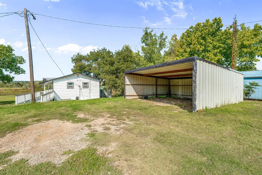 2520 Long Creek Granbury TX 76049