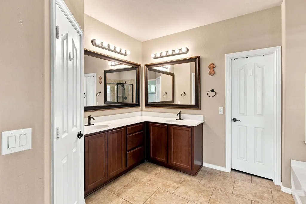 5434 Leander Way Midlothian TX 76065