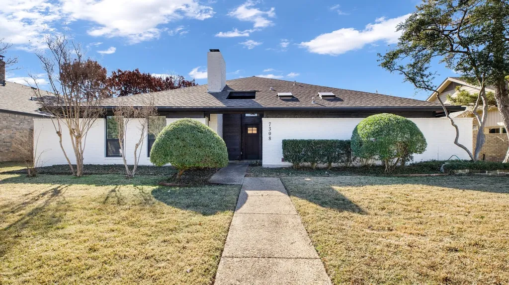 7308 Arbor Oaks Drive Dallas TX 75248