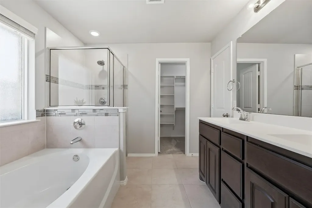 104 Cadyn Drive Keene TX 76059