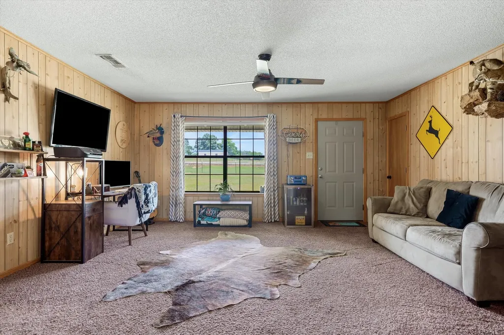 10929 County Road 41 Tyler TX 75706