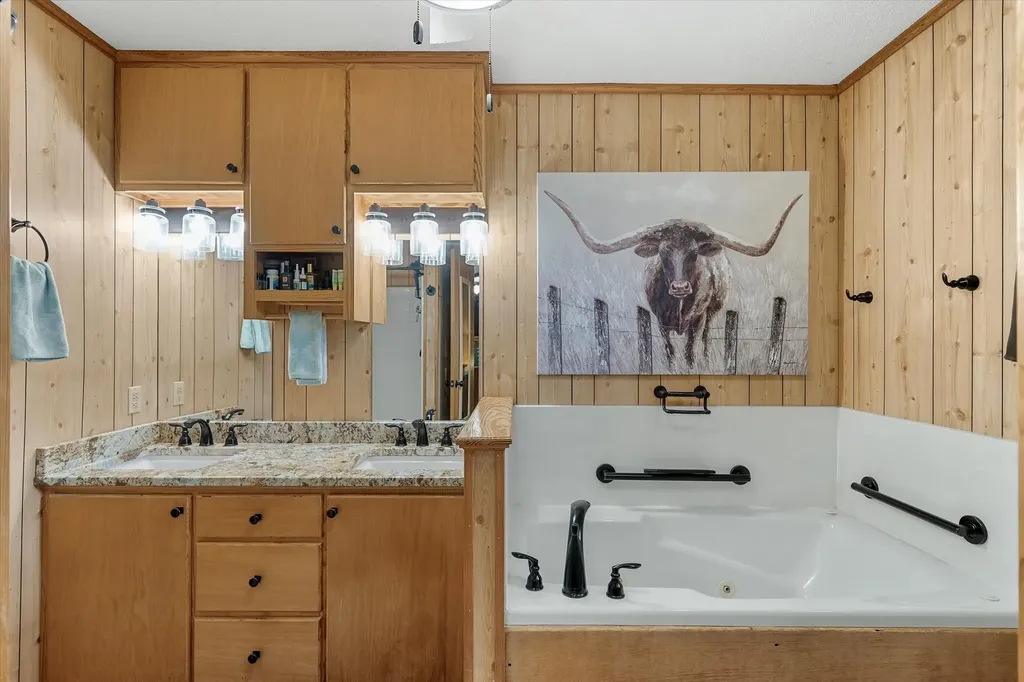 10929 County Road 41 Tyler TX 75706