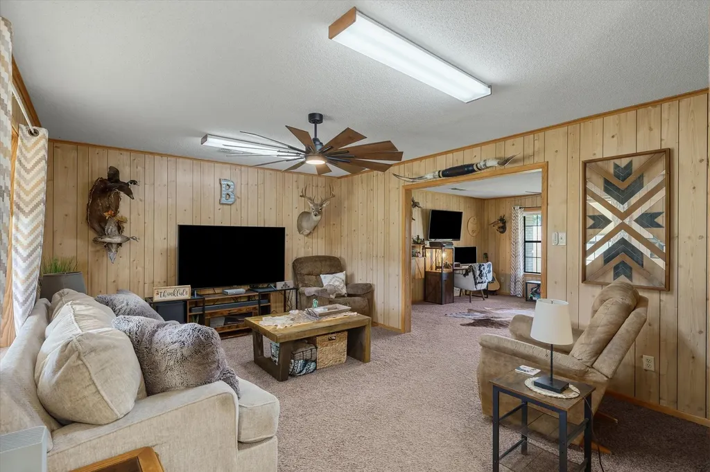 10929 County Road 41 Tyler TX 75706