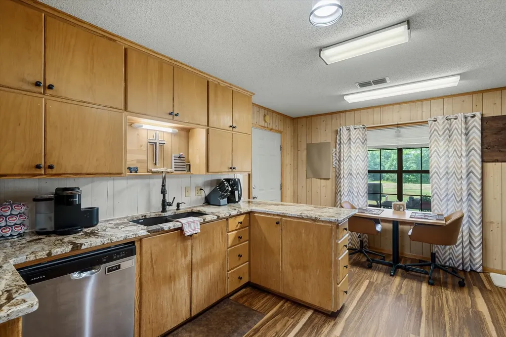 10929 County Road 41 Tyler TX 75706