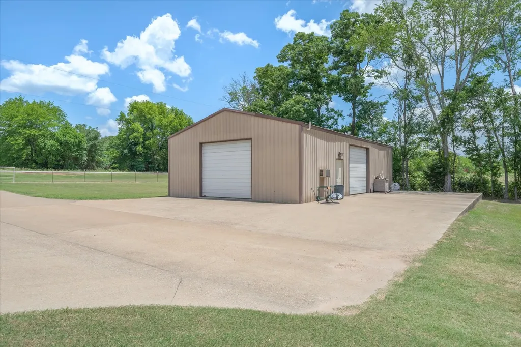 10929 County Road 41 Tyler TX 75706