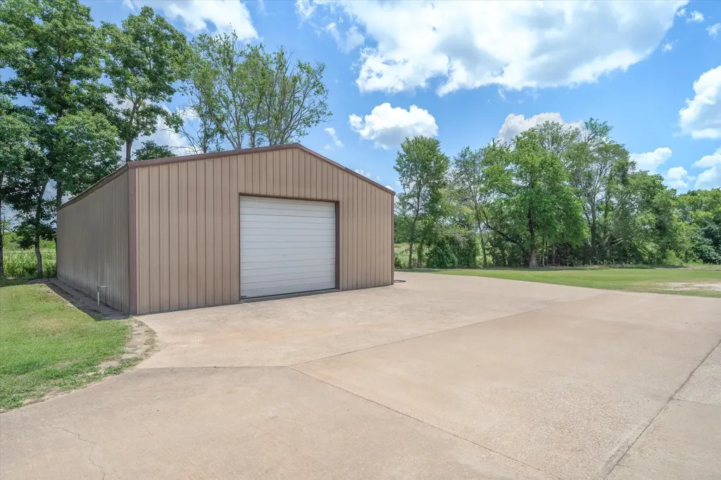 10929 County Road 41 Tyler TX 75706