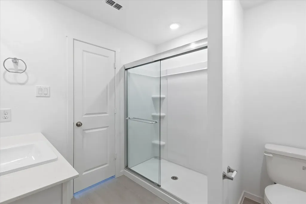 7114 Amber Barn Avenue Pilot Point TX 76258