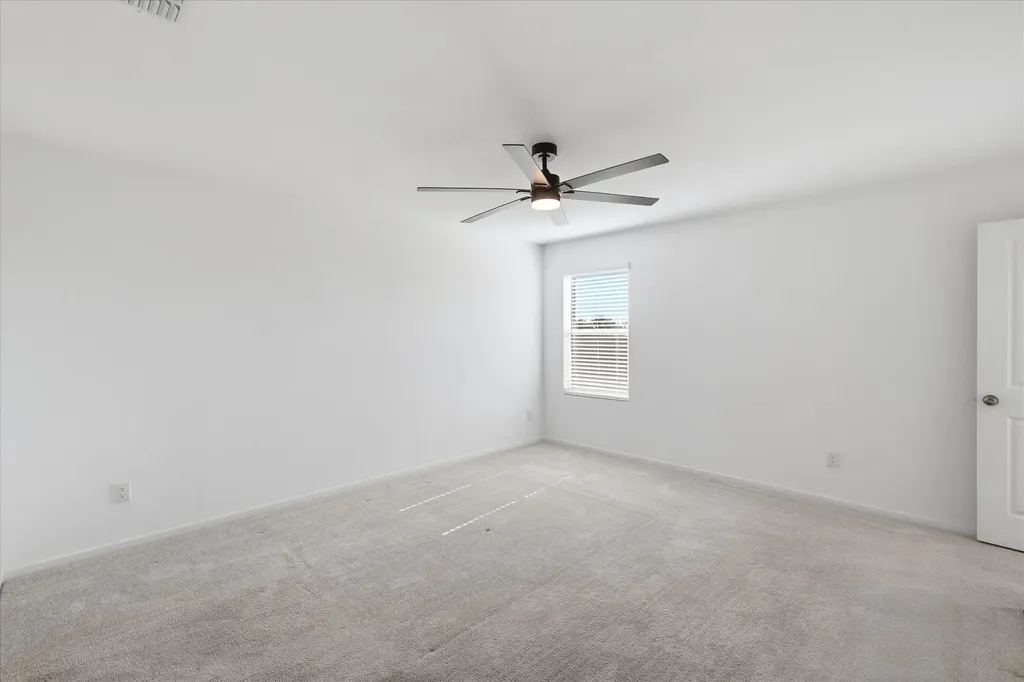 7114 Amber Barn Avenue Pilot Point TX 76258