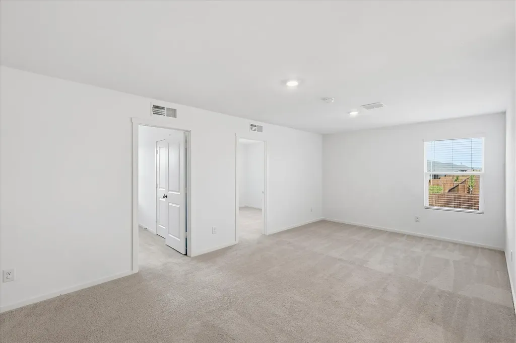 7114 Amber Barn Avenue Pilot Point TX 76258