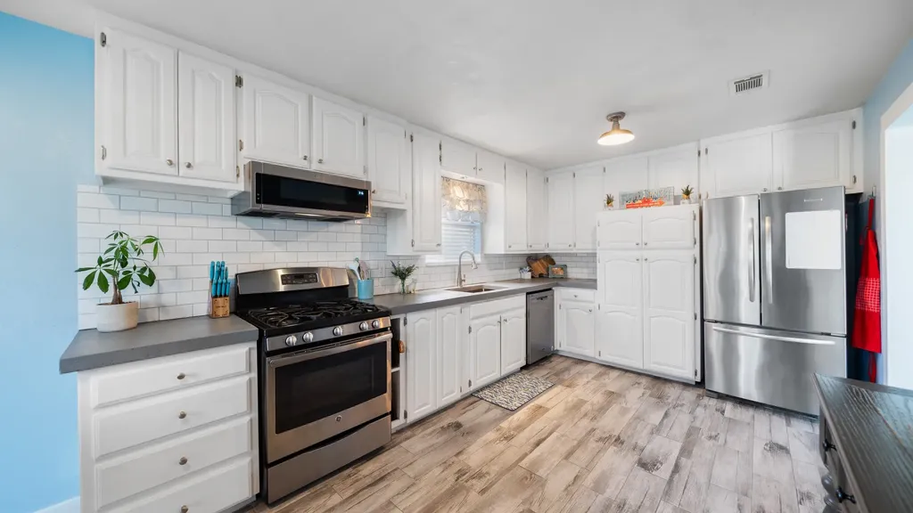 208 Country View Lane Crandall TX 75114