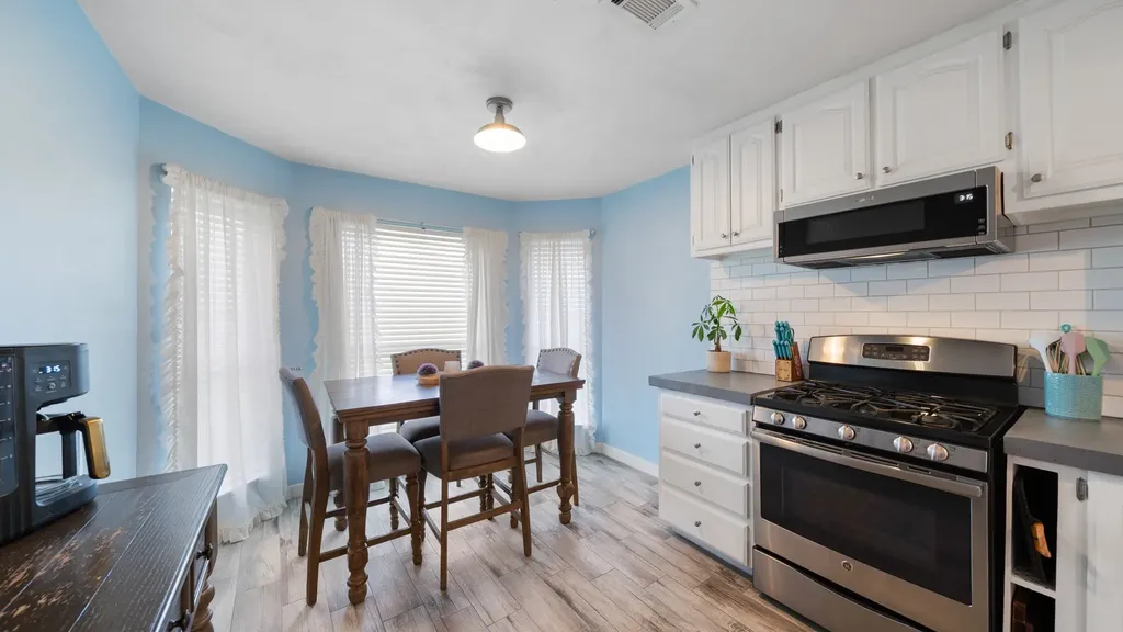 208 Country View Lane Crandall TX 75114