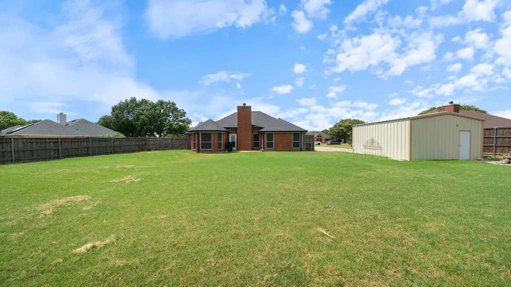208 Country View Lane Crandall TX 75114
