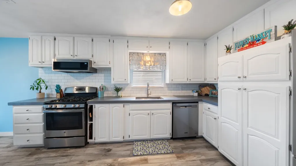 208 Country View Lane Crandall TX 75114
