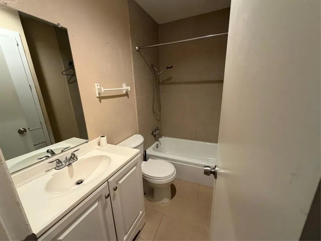 3241 Little River Drive Dallas TX 75241