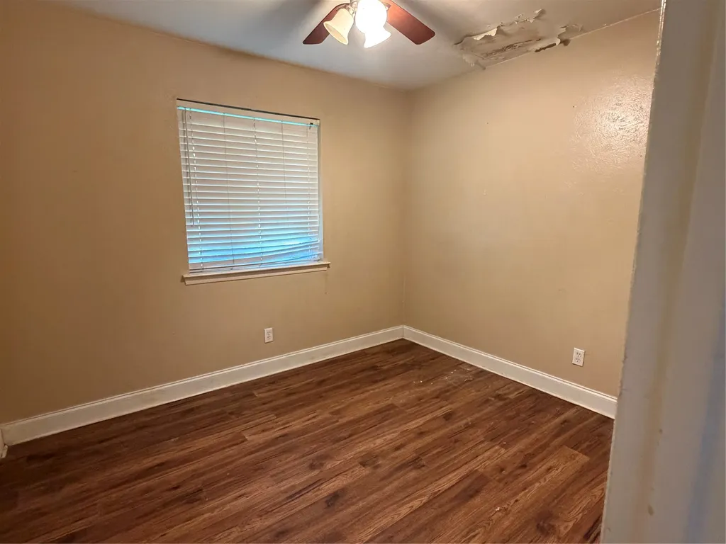 3241 Little River Drive Dallas TX 75241