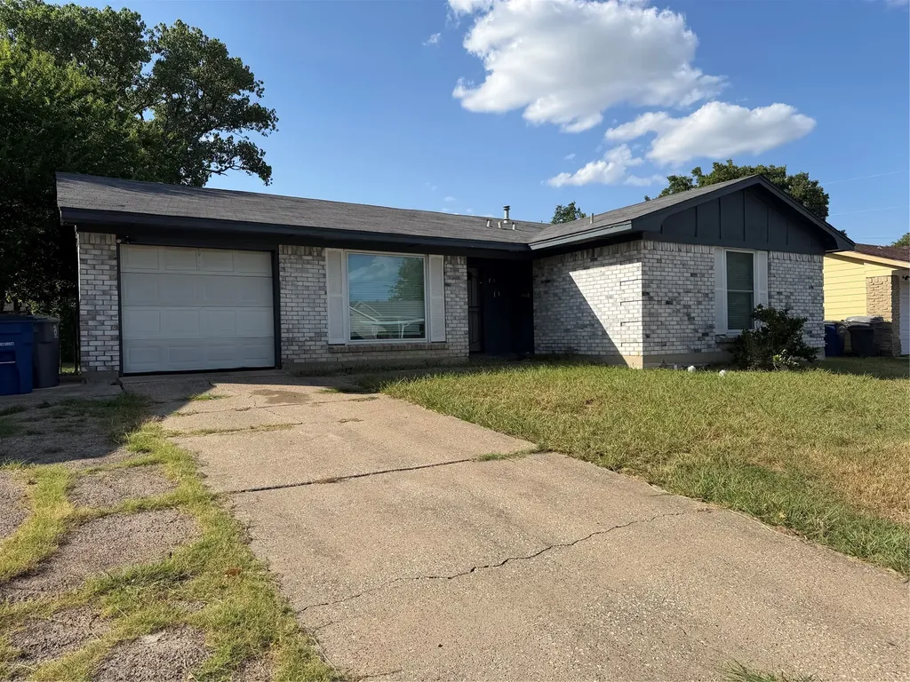 3241 Little River Drive Dallas TX 75241