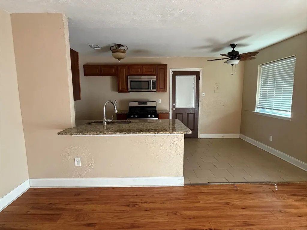 3241 Little River Drive Dallas TX 75241