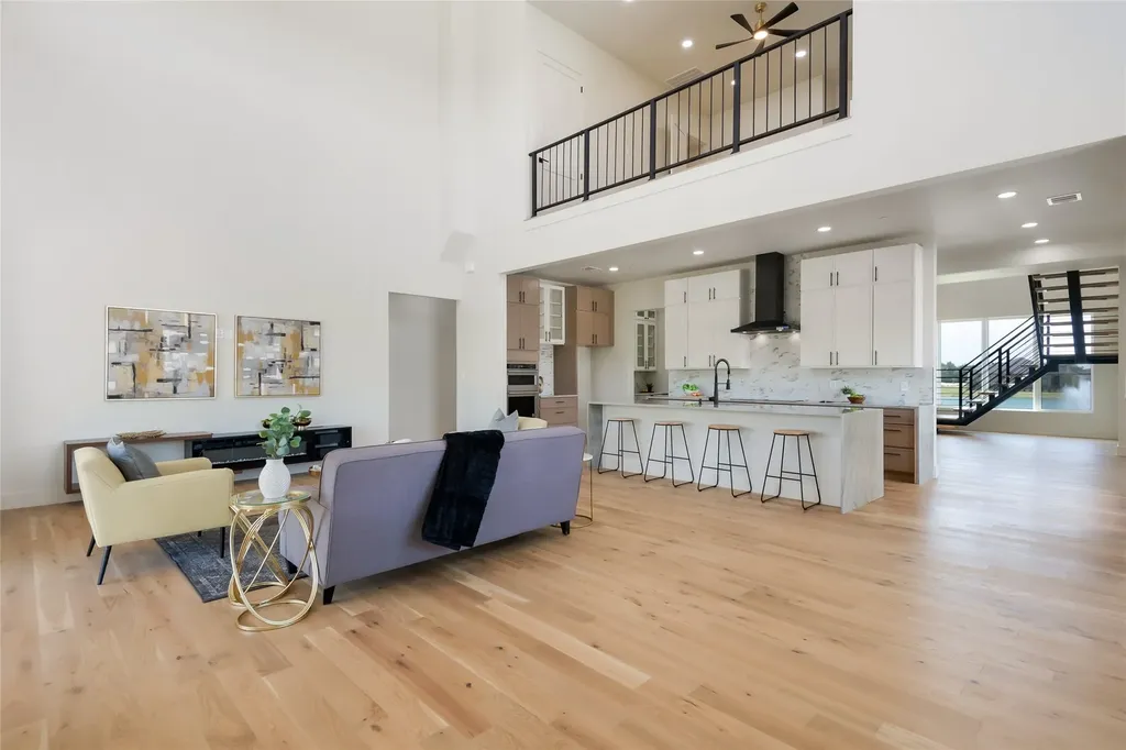 349 Valley Trail Red Oak TX 75154