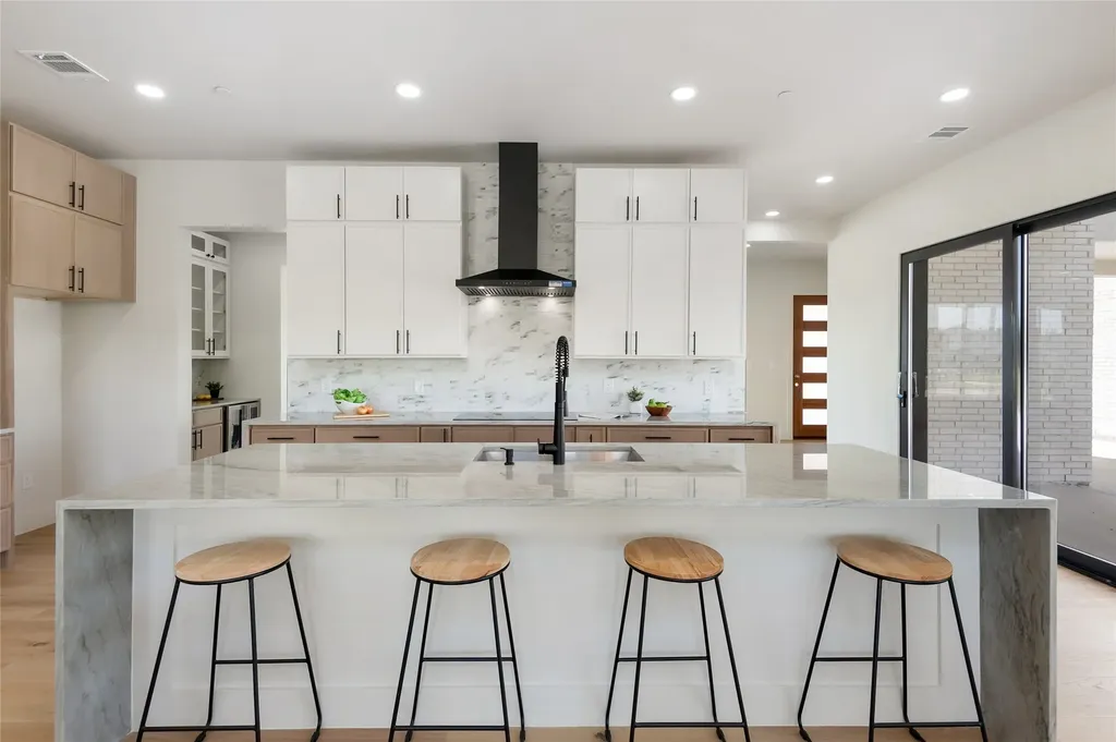 349 Valley Trail Red Oak TX 75154