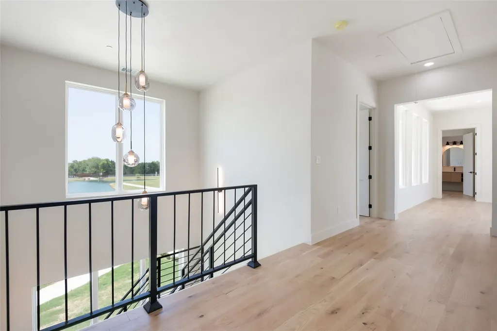 349 Valley Trail Red Oak TX 75154