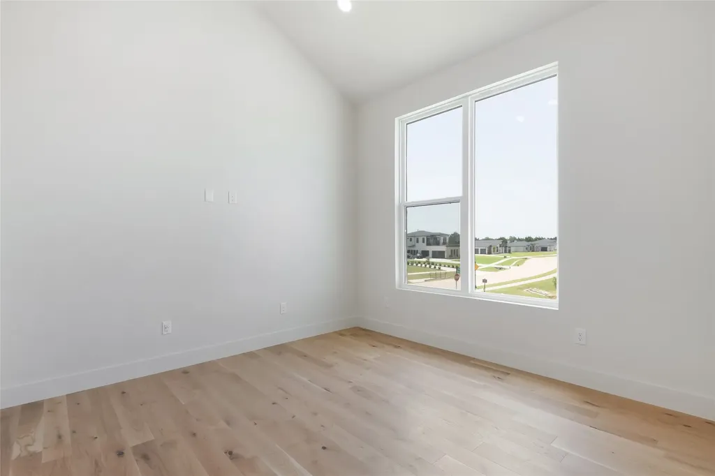 349 Valley Trail Red Oak TX 75154