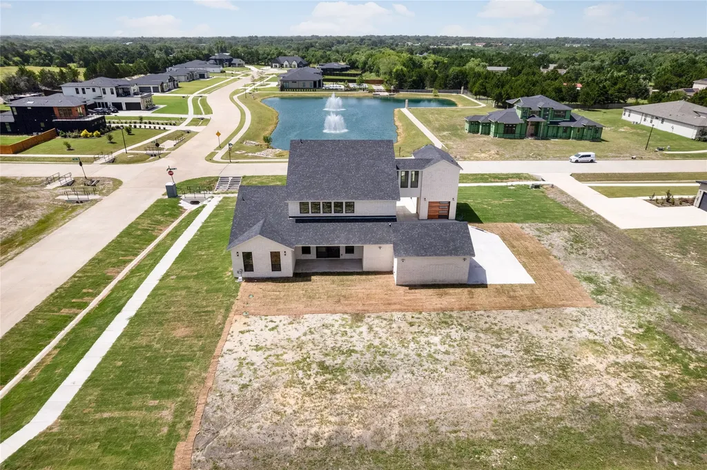 349 Valley Trail Red Oak TX 75154