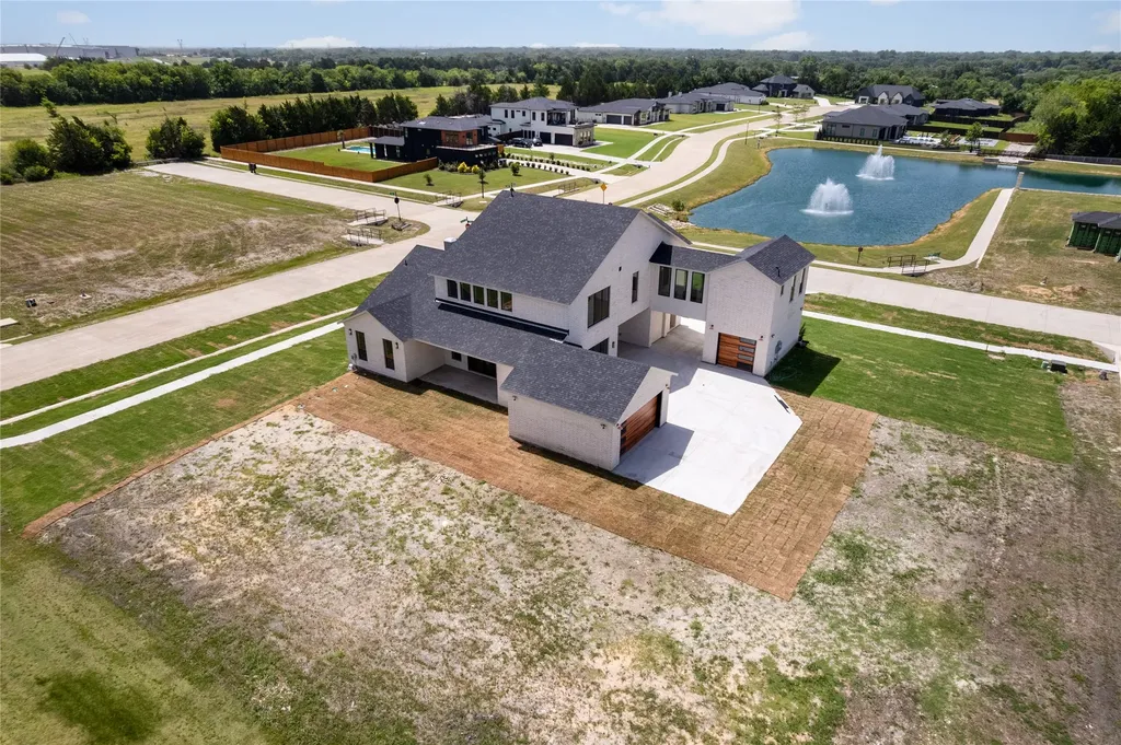 349 Valley Trail Red Oak TX 75154