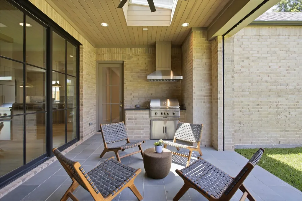 7033 Chantilly Lane Dallas TX 75214