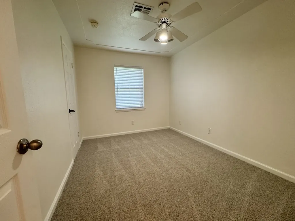 704 Chisholm Trail Denton TX 76209