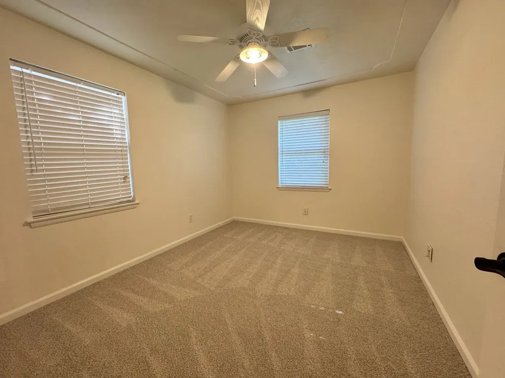 704 Chisholm Trail Denton TX 76209