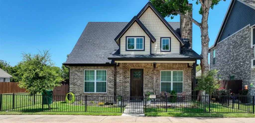 225 E 5th Street Ferris TX 75125