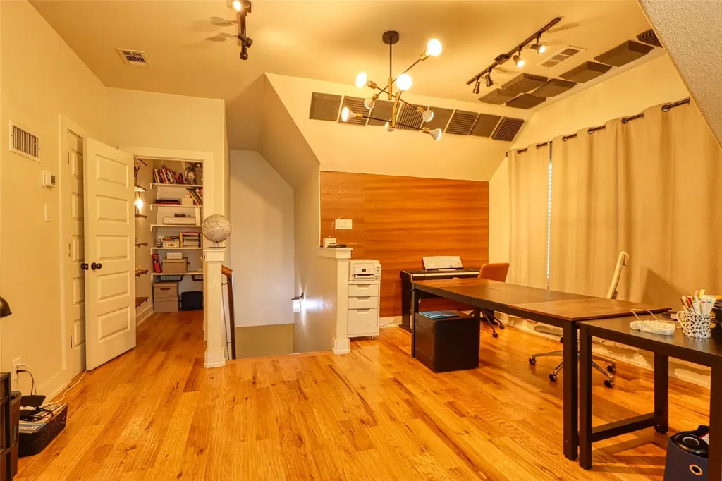 225 E 5th Street Ferris TX 75125
