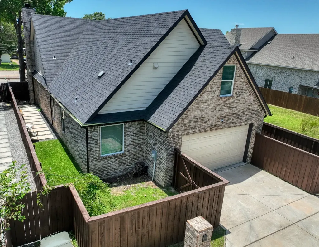 225 E 5th Street Ferris TX 75125