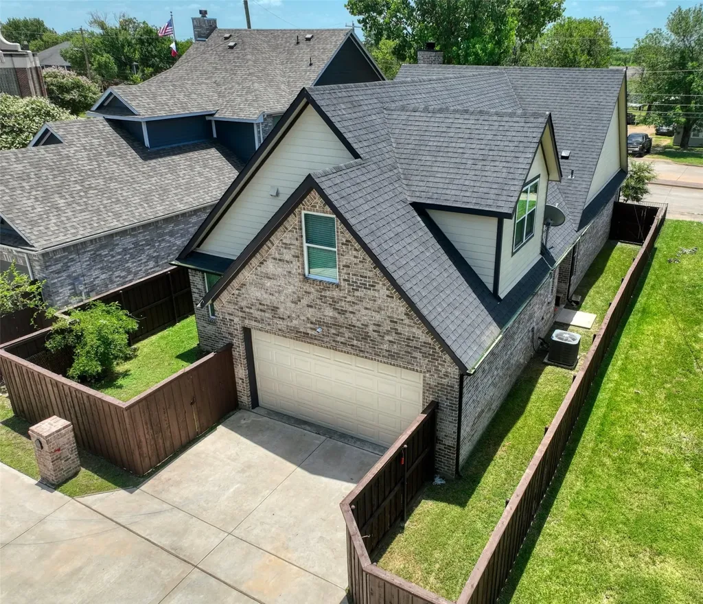 225 E 5th Street Ferris TX 75125