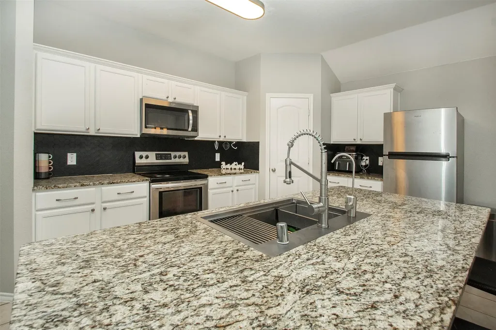 2314 Pontotoc Drive Forney TX 75126