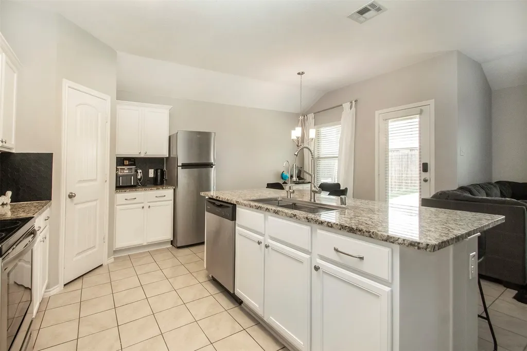 2314 Pontotoc Drive Forney TX 75126